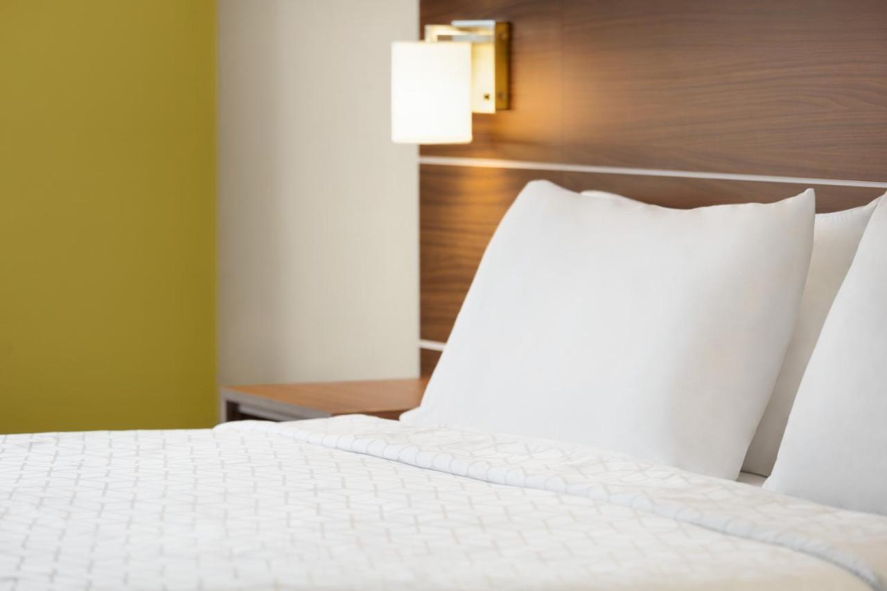 Holiday Inn Express & Suites Philadelphia - Mt Laurel By Ihg Mount Laurel Luaran gambar